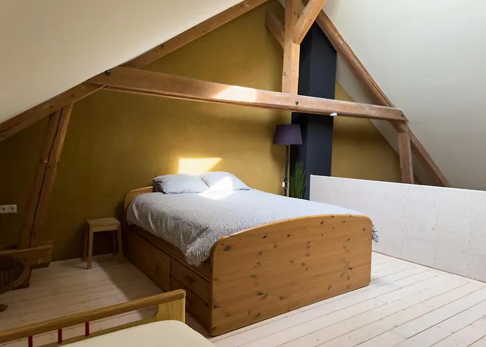 Whispering Pines Apartamento *