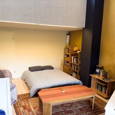 Whispering Pines Folkendange