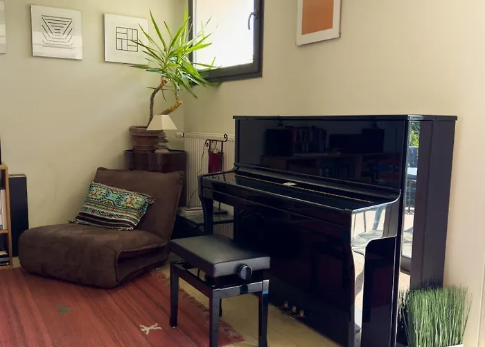 Apartment Whispering Pines Folkendange