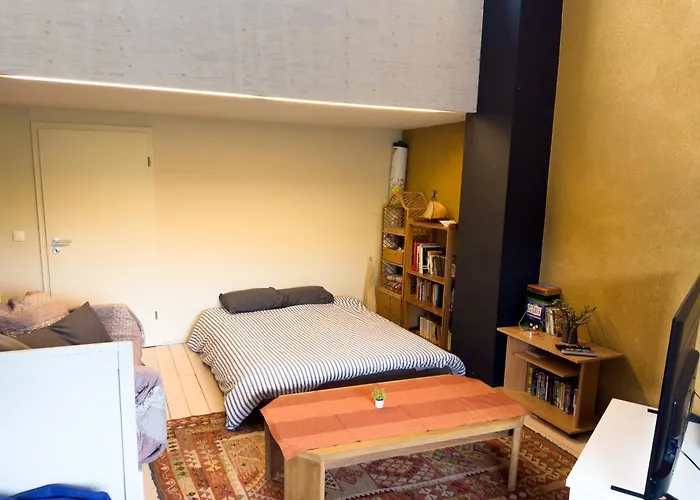 Whispering Pines Folkendange